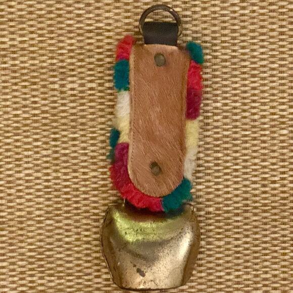 Vintage Traditional Swiss Cowbell with Decorative Strap - Picture 2 of 4
